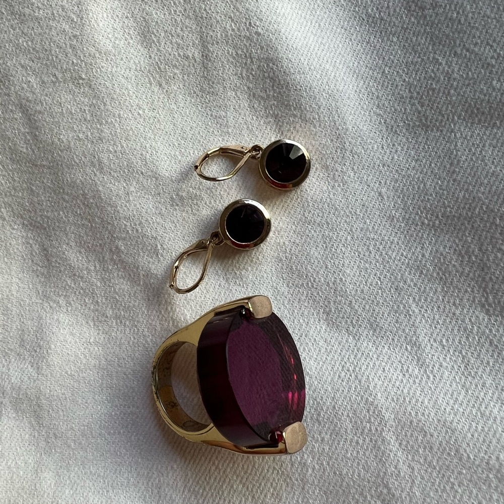 Ring and earrings set